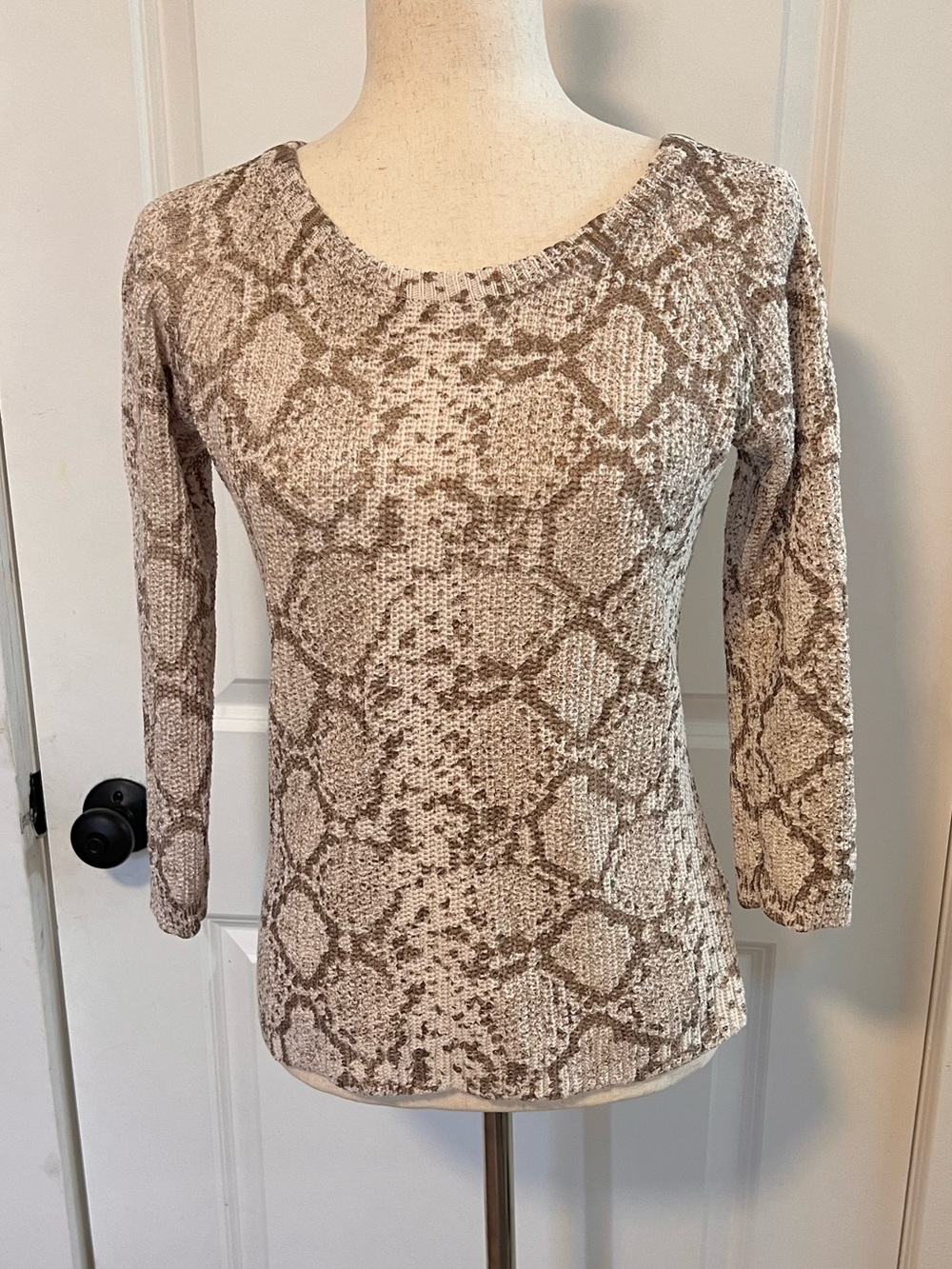 VNTG Y2K The Limited Gold Foil Snakeskin Print Sweater